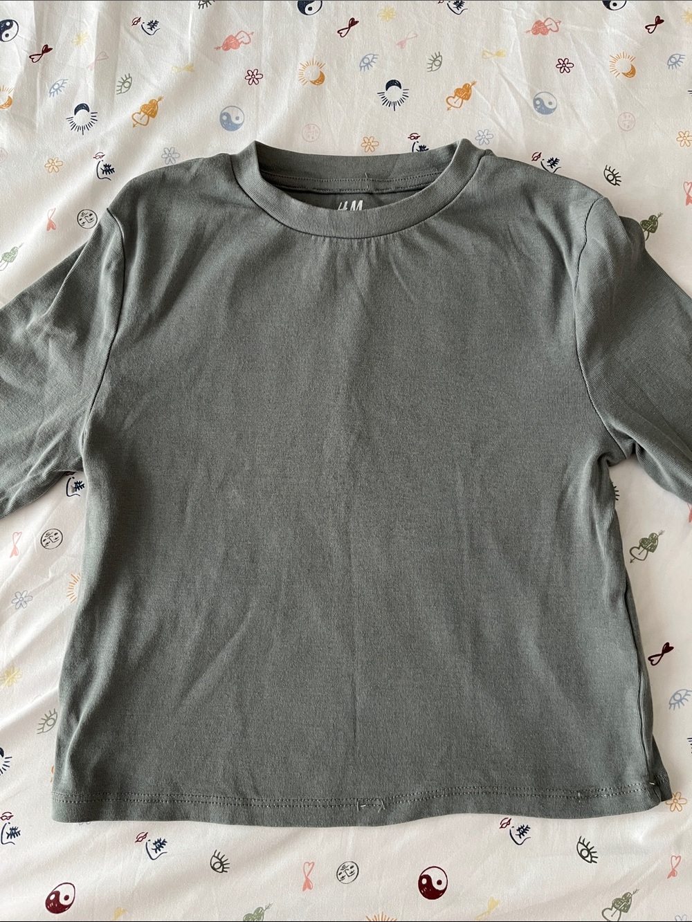 H&M Olive‎ Green Short Sleeve Crew Neck Tee